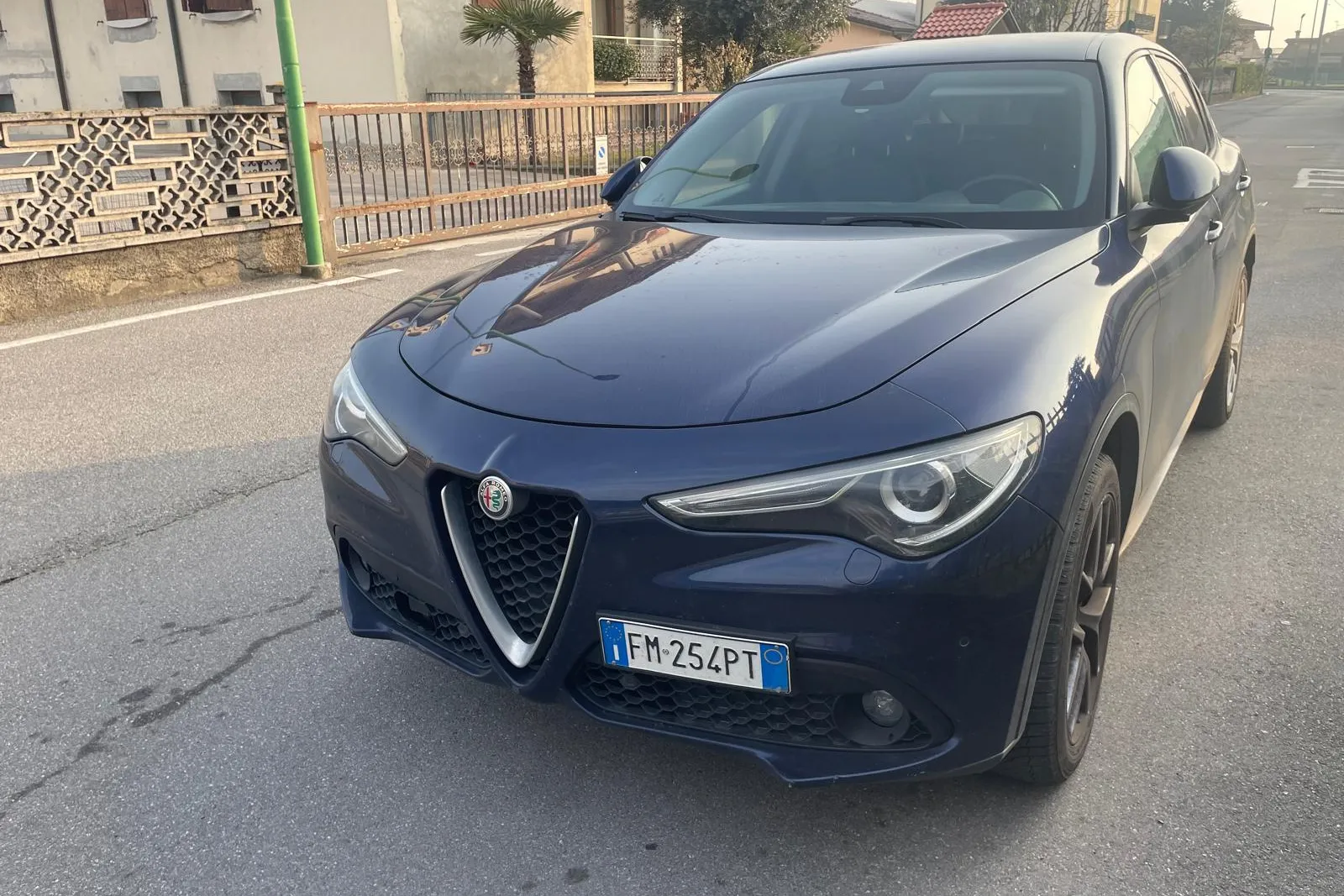 Alfa Romeo Stelvio targata FM254PT