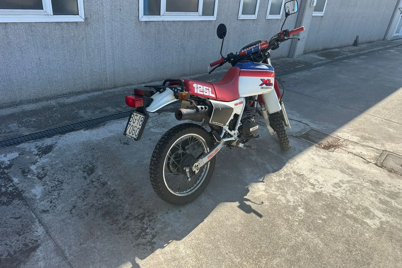 Motociclo Honda XL 125 R targato BG187060
