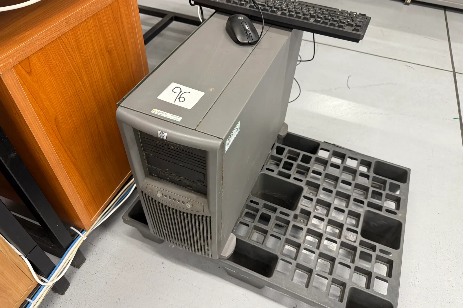 Arredi e macchine elettriche ed elettroniche da ufficio
