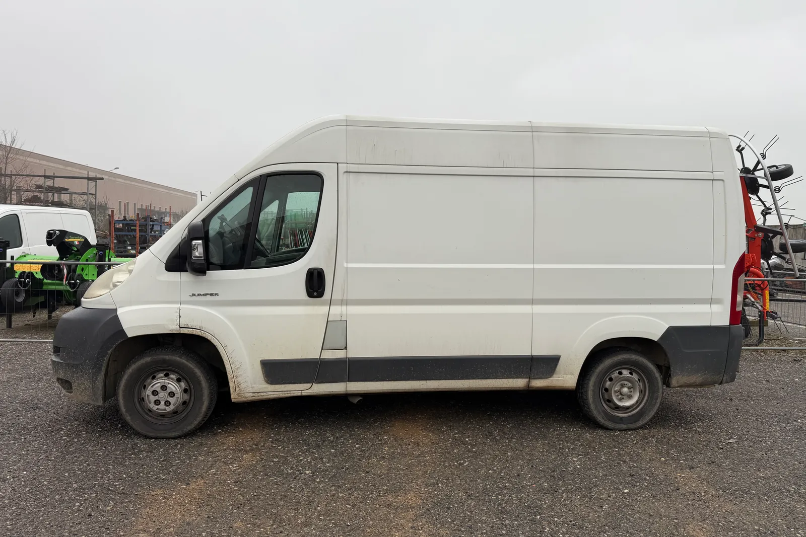 Furgone Citroen Jumper targato DE767XT