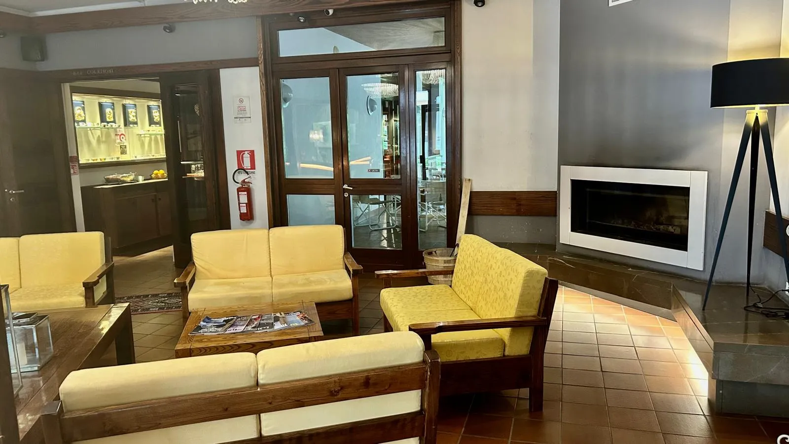 Cessione di partecipazioni del 100% del Capitale Sociale di DE.MA. Servizi S.r.l. proprietaria di uno storico e rinomato Albergo, Bar e Ristorante sotto l'insegna "Bella Venezia"