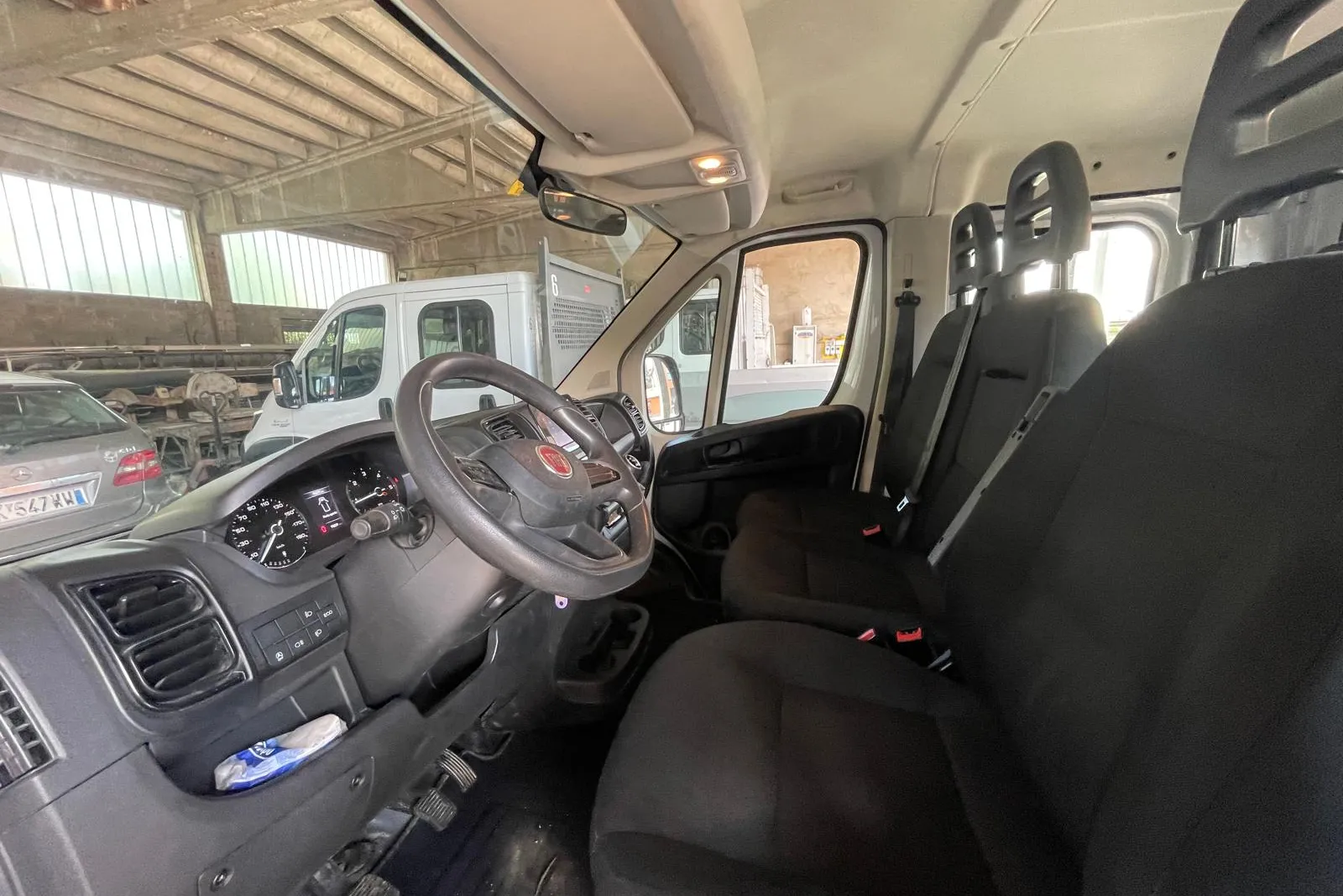 Fiat Ducato targato GJ162BZ