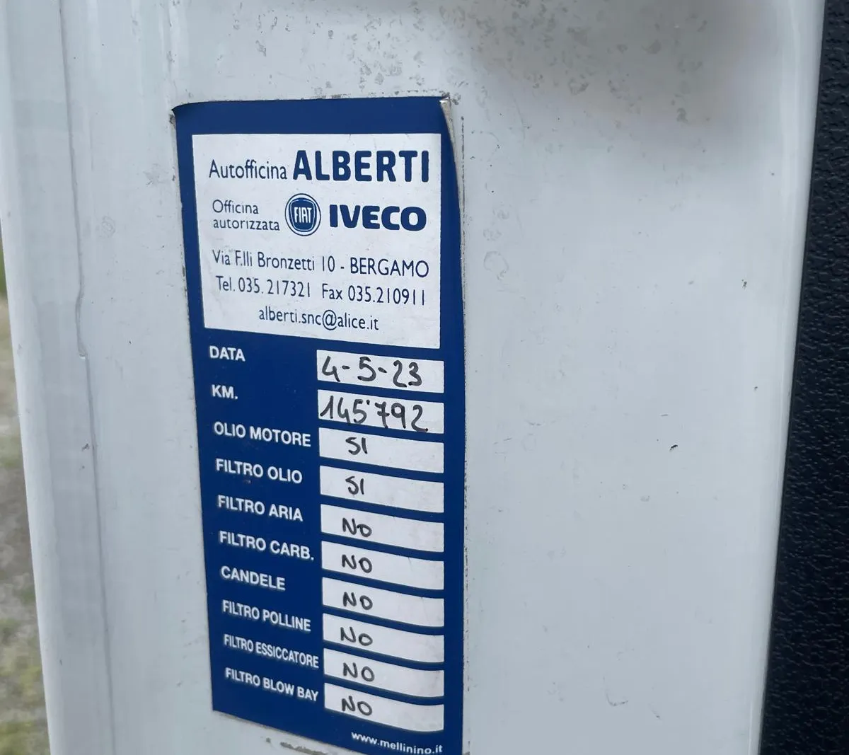Camion refrigerato Iveco Eurocargo targato FV374DG