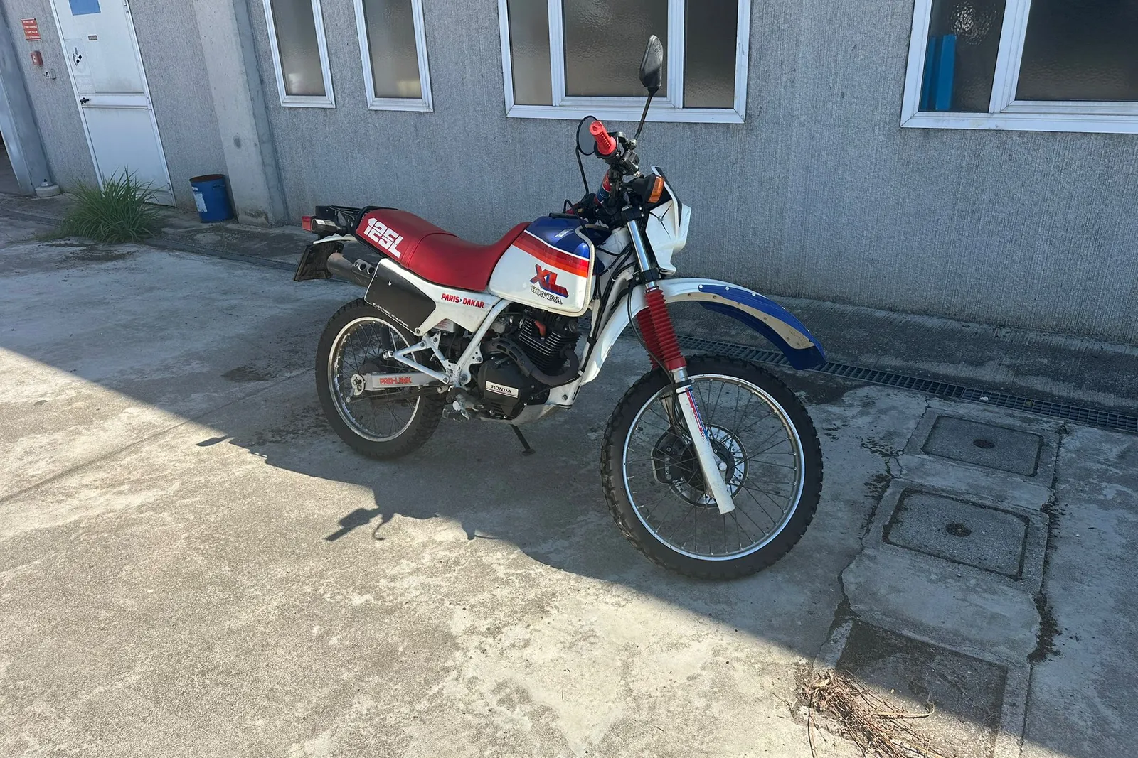 Motociclo Honda XL 125 R targato BG187060
