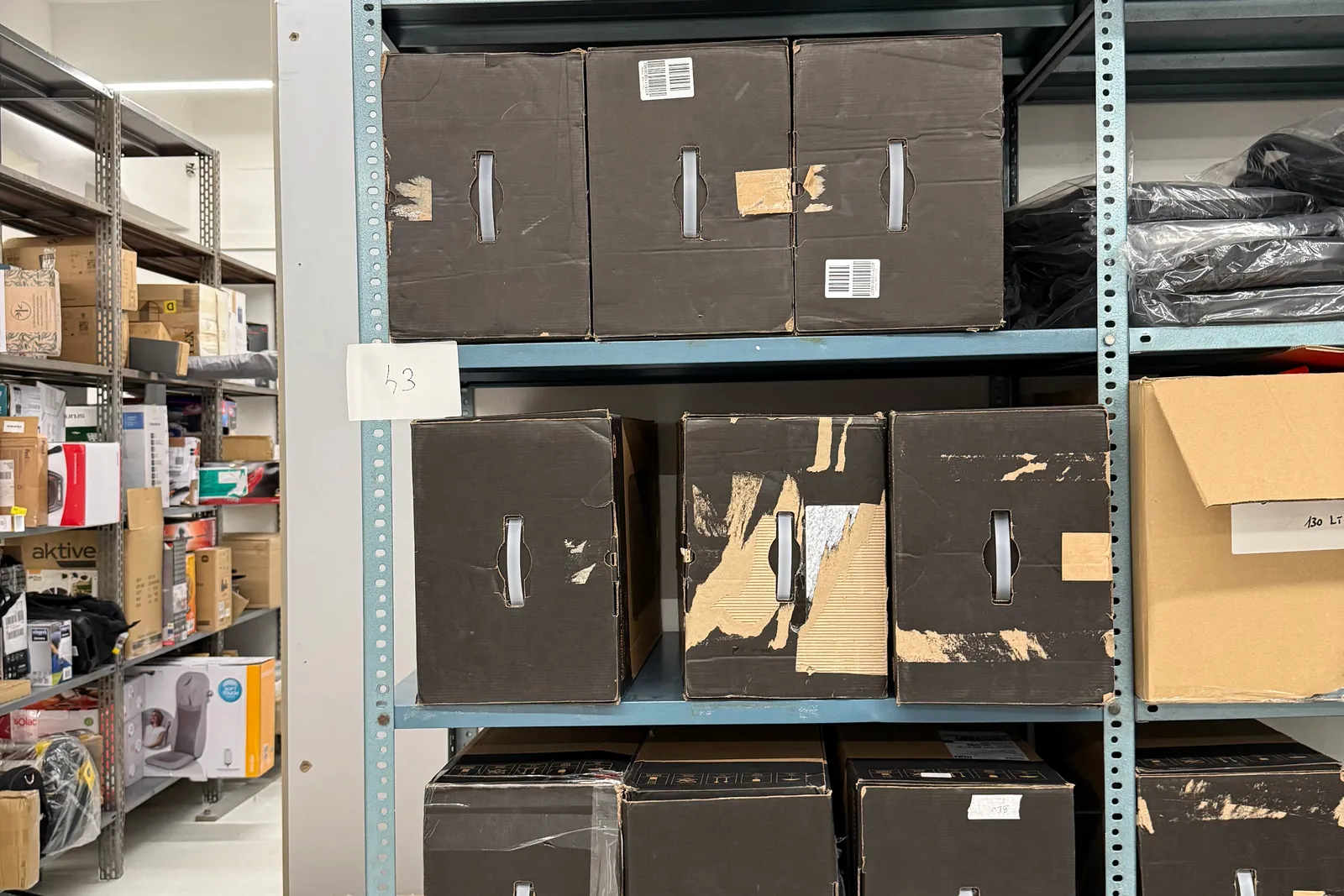 Stock prodotti, batterie, imballaggi, arredi e varie