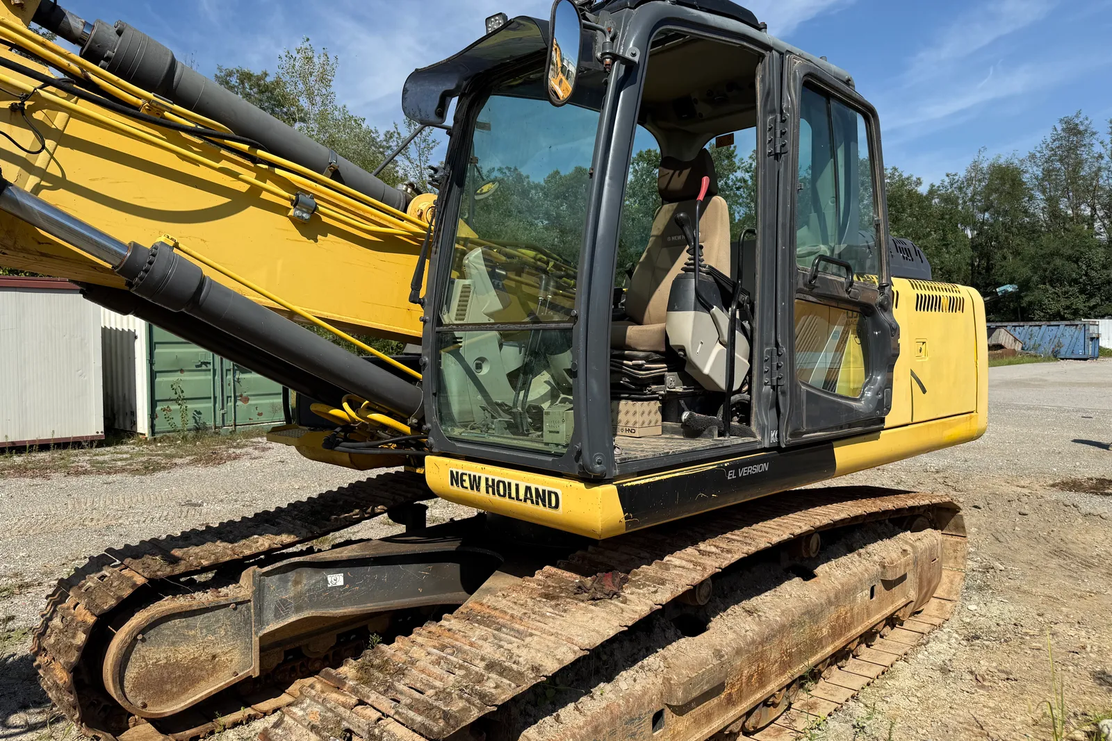 Escavatore cingolato New Holland mod. E 245 C