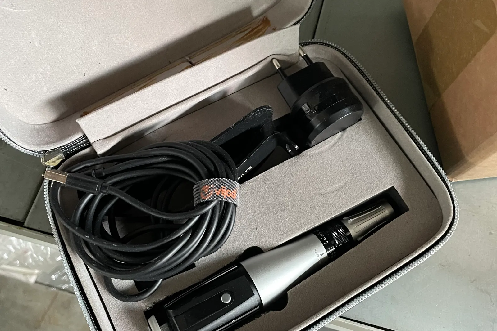 Magazzino - altri prodotti e macchinari estetica come da elenco (ALLEGATO 4) oltre videoproiettore ACER mod. P7280 