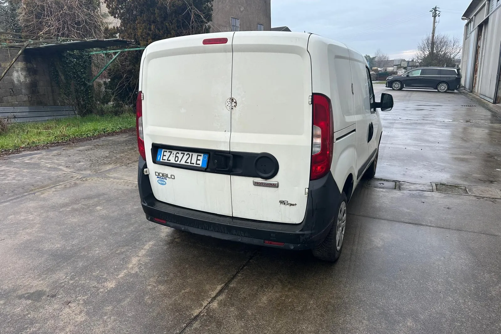 N. 4 autocarri Fiat Doblò targati ES972WZ, ET261JG, ES032XR, EZ672LE