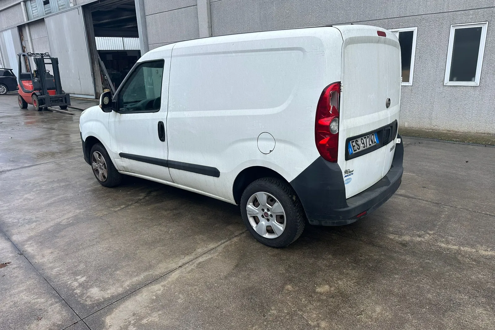 N. 4 autocarri Fiat Doblò targati ES972WZ, ET261JG, ES032XR, EZ672LE