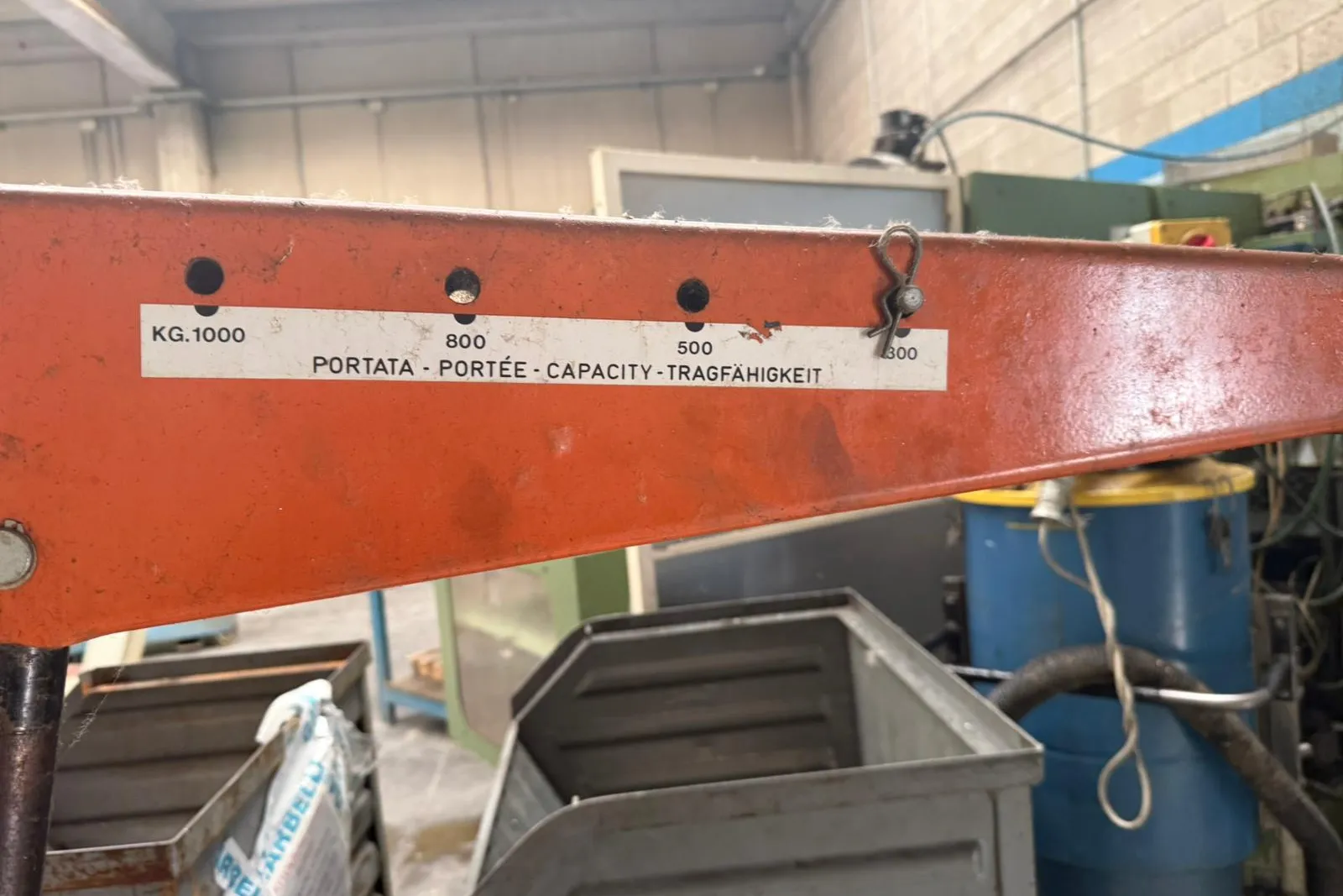 Muletto Still (ID 016), transpallet manuale (ID 031) e paranco manuale (ID 032)
