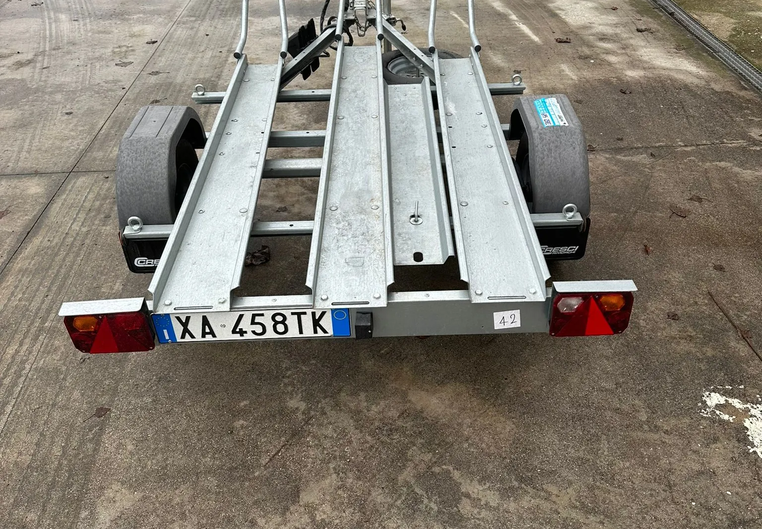 Rimorchio Cresci TM5 targato XA458TK