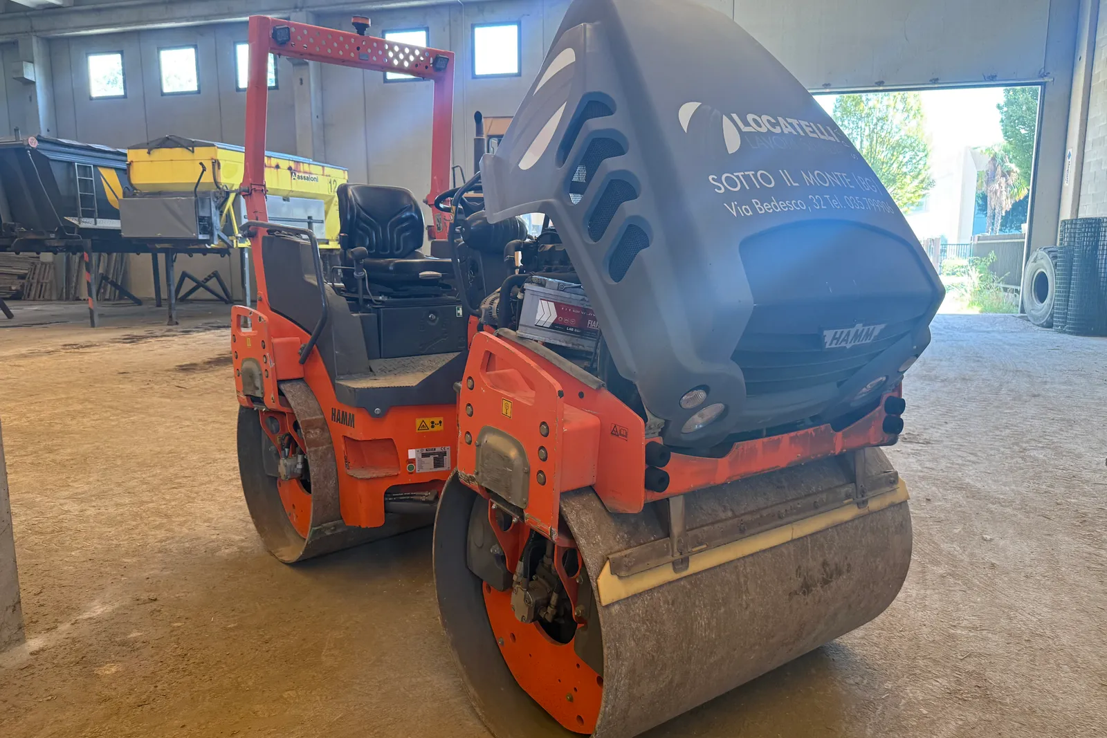 Rullo compressore a vibrazione Hamm mod. AG 201 HD 14 VV