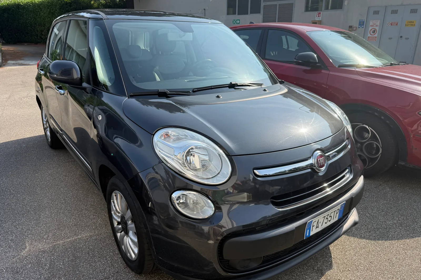 Autovettura Fiat 500 L targata FA735TP