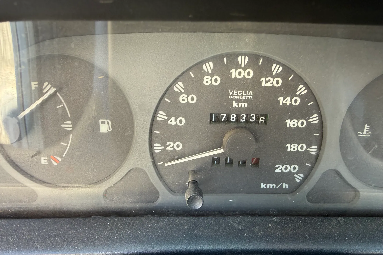 Autocarro Fiat Strada targato CC289EZ