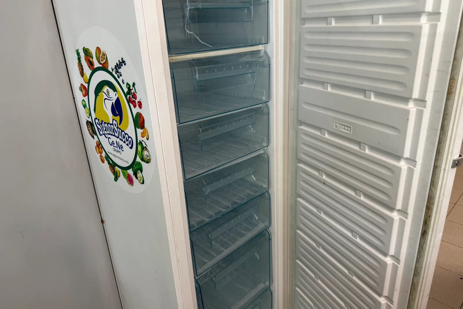 Attrezzature, arredi, macchinari parte produttiva, materiali di consumo