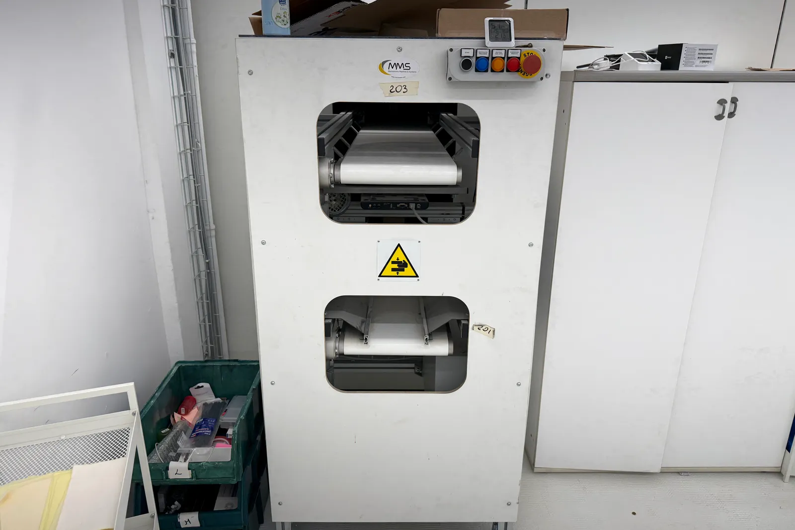 N. 2 magazzini automatici Pharmathek Sintesi, inclusi moduli di carico, linea di imballo e smistamento Mechatronic Machines & Systems e centralina di controllo