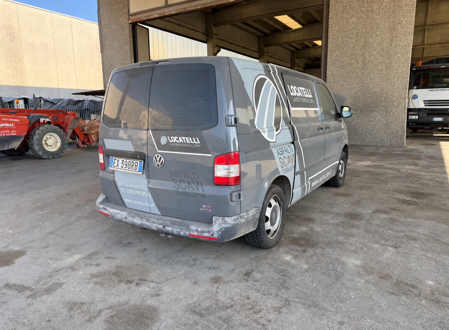Furgone Volkswagen Transporter 4 Motion targato EX398RB