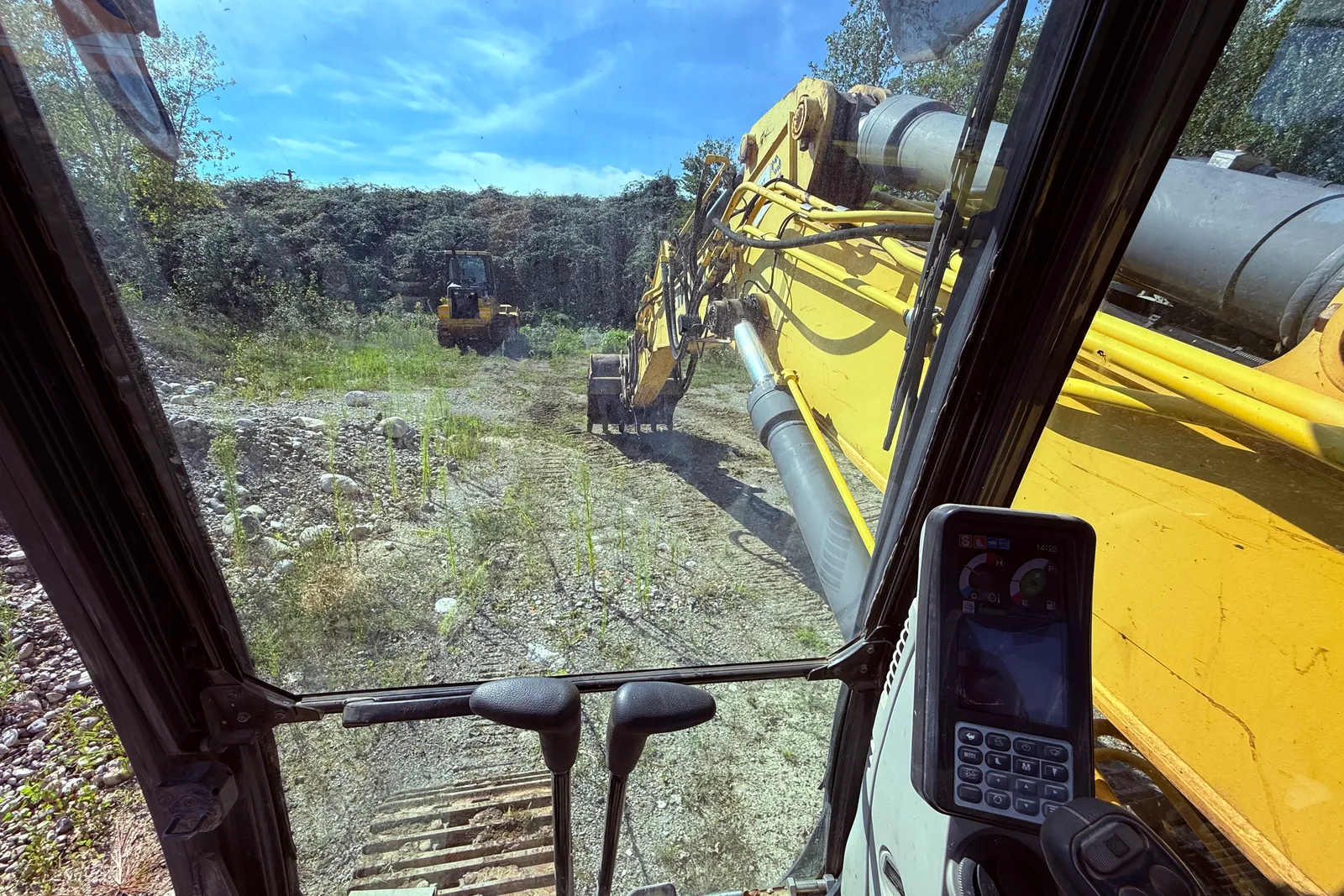 Escavatore cingolato New Holland mod. E 245 C
