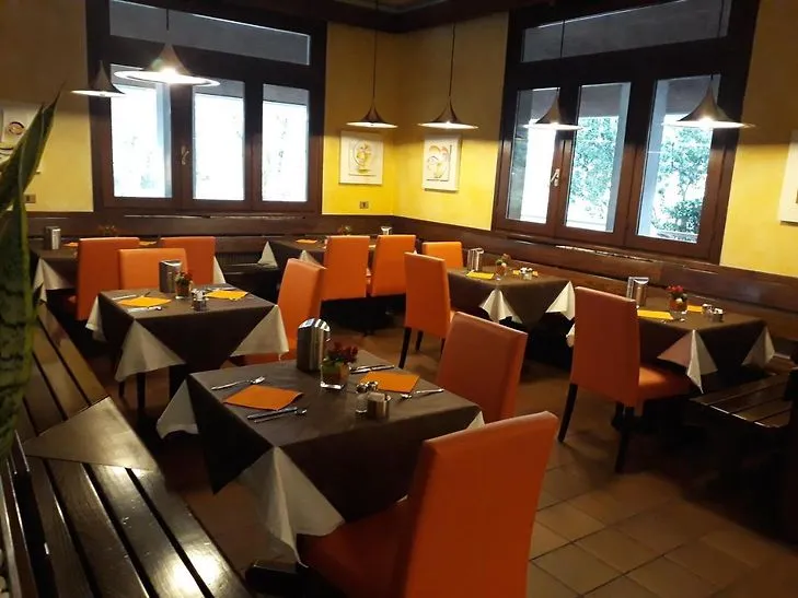 Cessione di partecipazioni del 100% del Capitale Sociale di DE.MA. Servizi S.r.l. proprietaria di uno storico e rinomato Albergo, Bar e Ristorante sotto l'insegna "Bella Venezia"