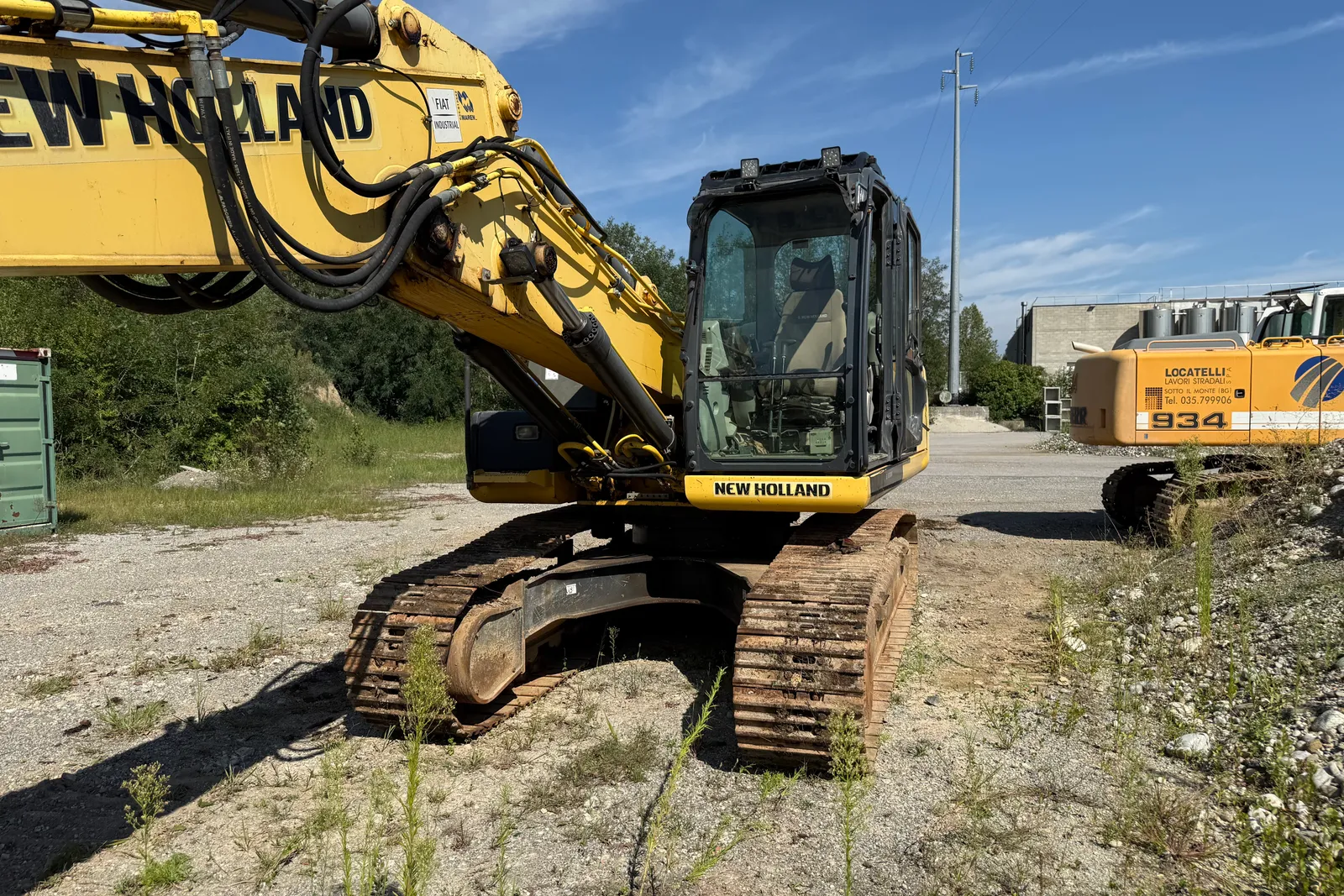 Escavatore cingolato New Holland mod. E 245 C
