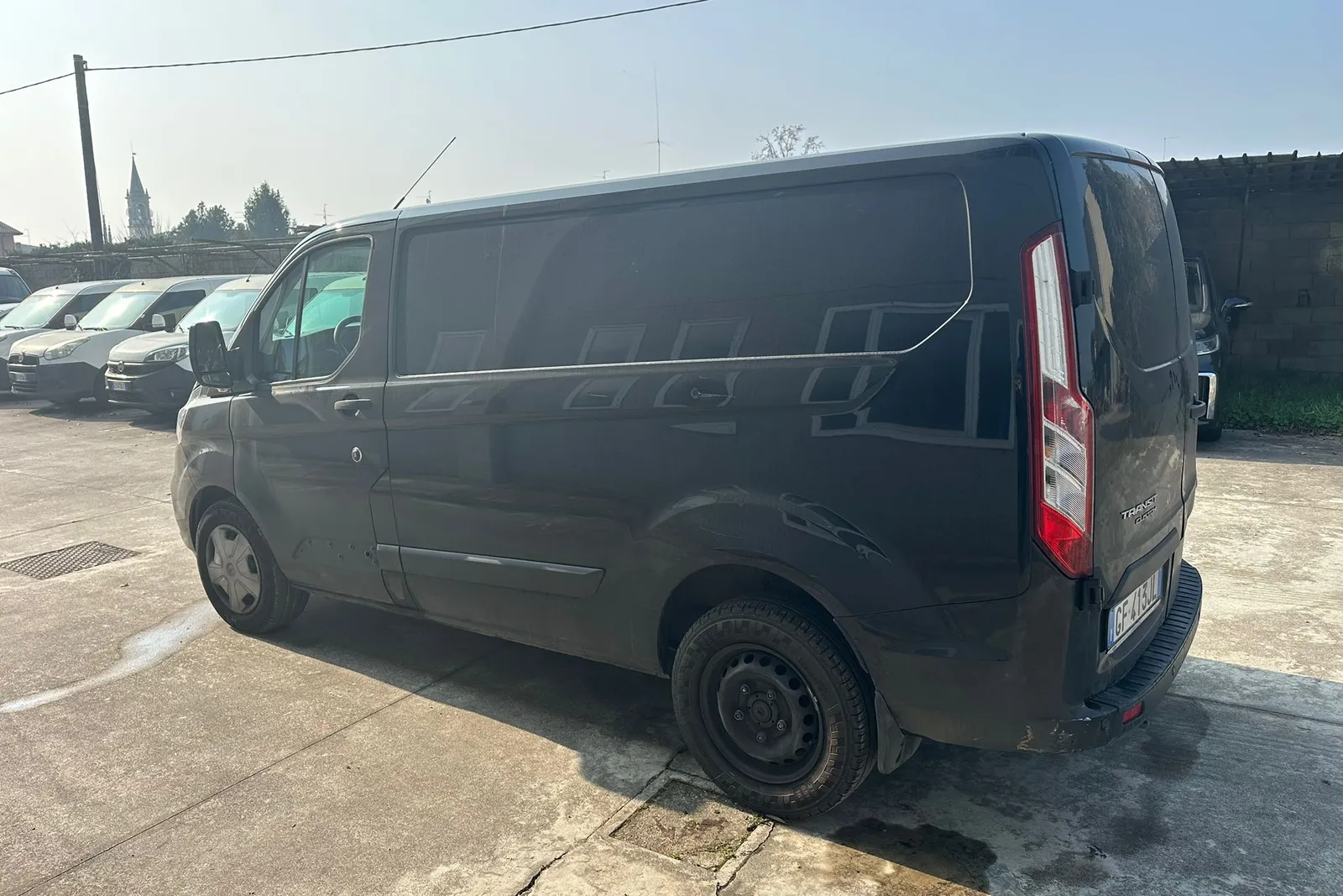 Furgone Ford Transit Custom targato GF413JL