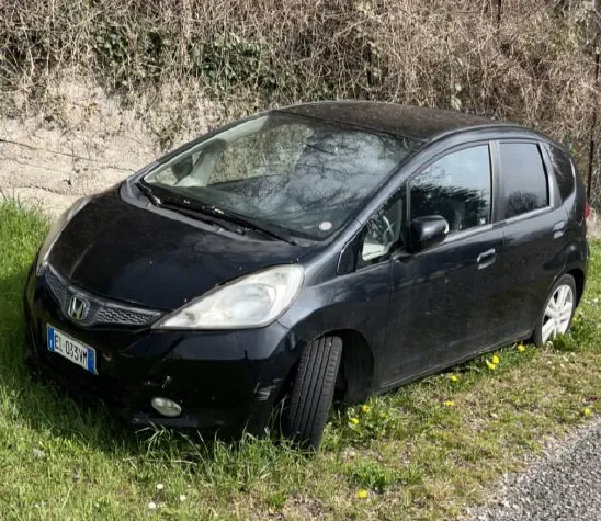 Autovettura Honda Jazz targata EL033VM