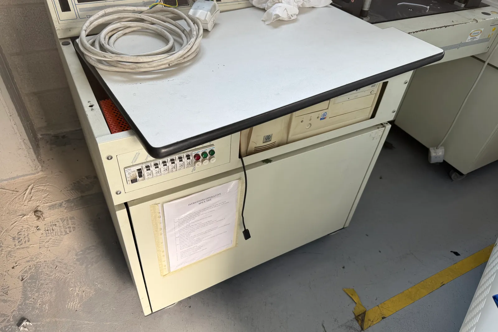 Banco Test circuiti SPEA, modulo per linea di assemblaggio Elmotek 1020 e macchinari obsoleti (ID 221 + ID 213 + ID 208)