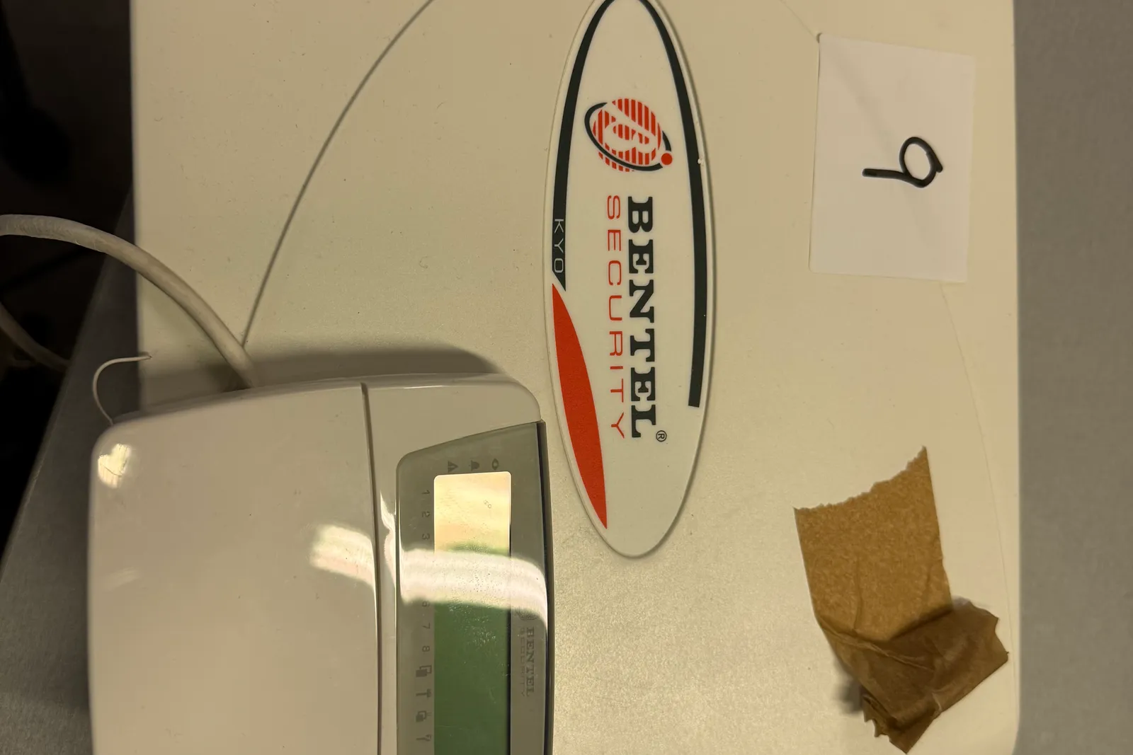 Arredi e macchine elettriche ed elettroniche da ufficio (ID n. 1, 4, 9, 10, 11, 12, 13, 14, 15, 16, 1718, 19, 20) 