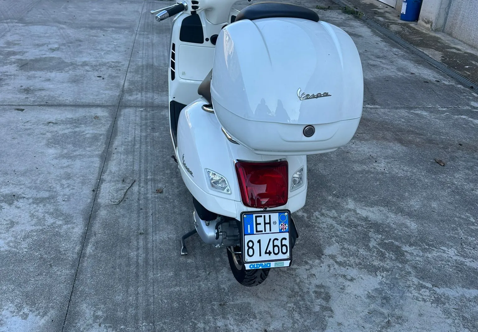 Motociclo Piaggio Vepsa GTS targata EH81466