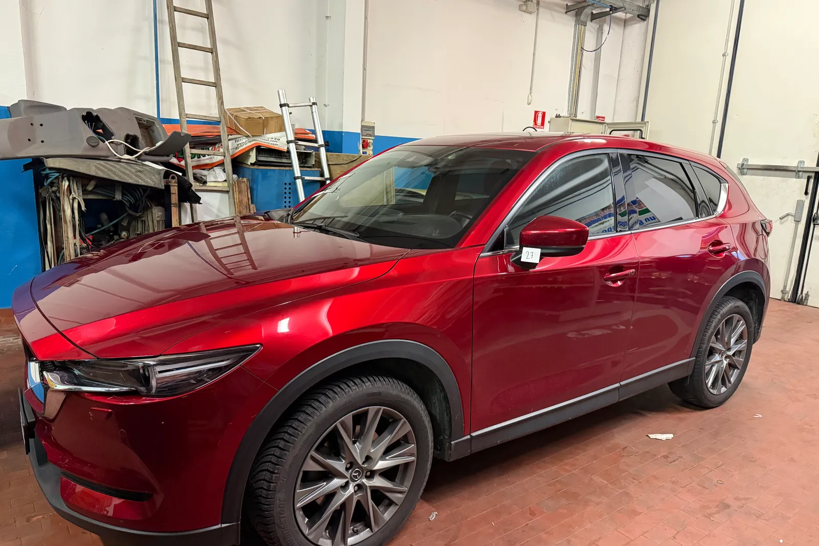 Autovettura Mazda CX-5 AWD targata FY704VG