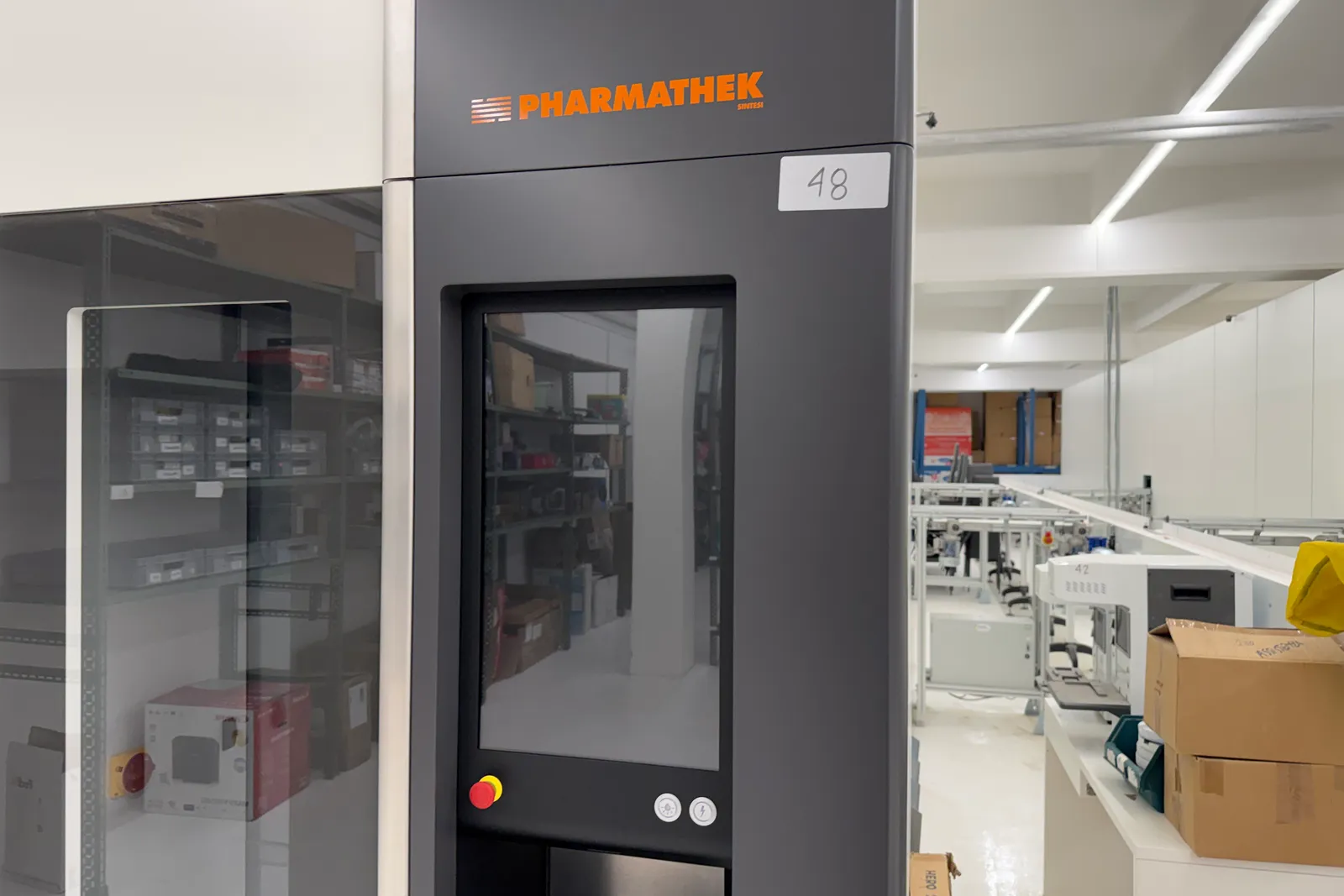 N. 2 magazzini automatici Pharmathek Sintesi, inclusi moduli di carico, linea di imballo e smistamento Mechatronic Machines & Systems e centralina di controllo
