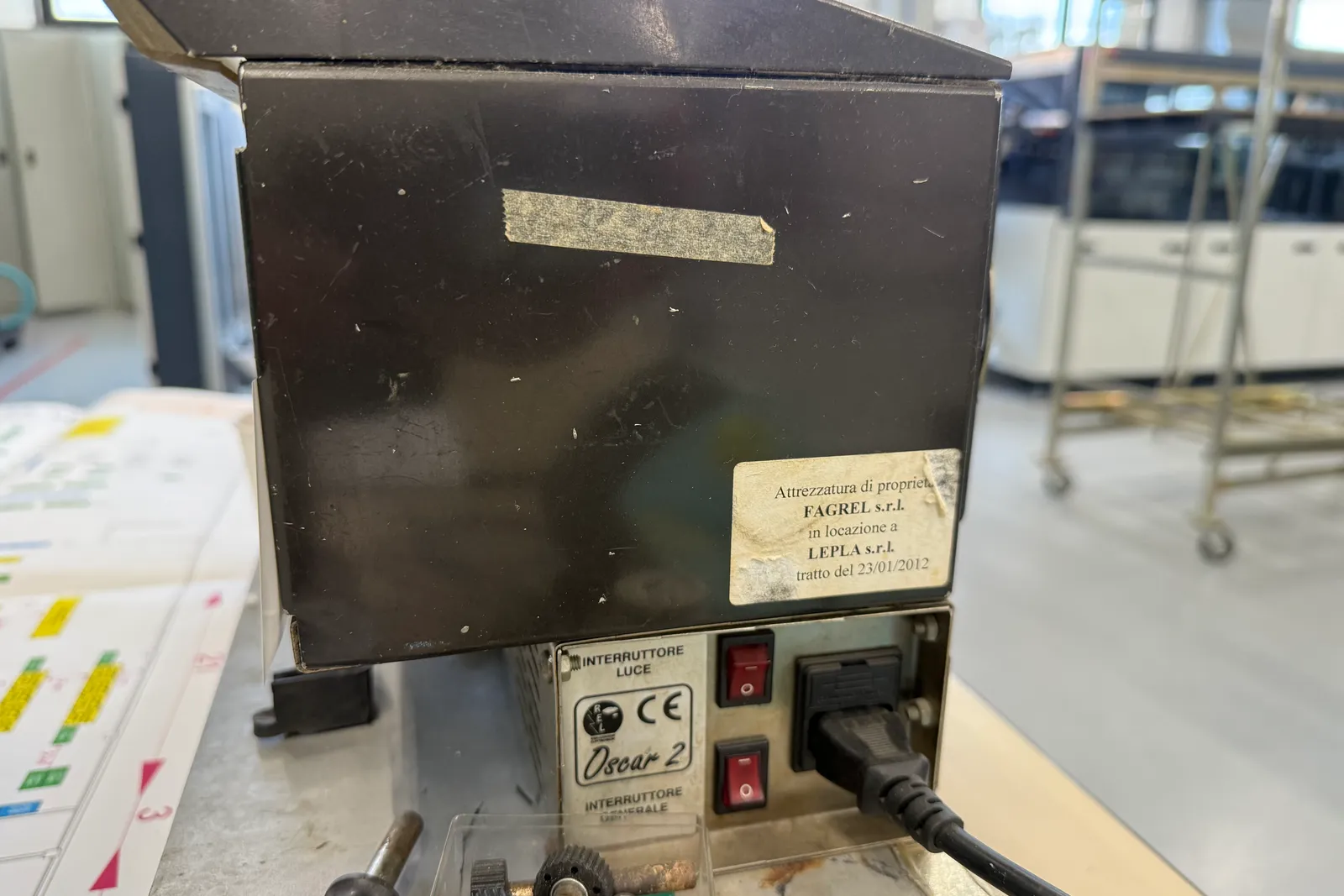 Stazioni saldanti, depuratori elettronici d’aria oltre piccoli attrezzi e componenti varie