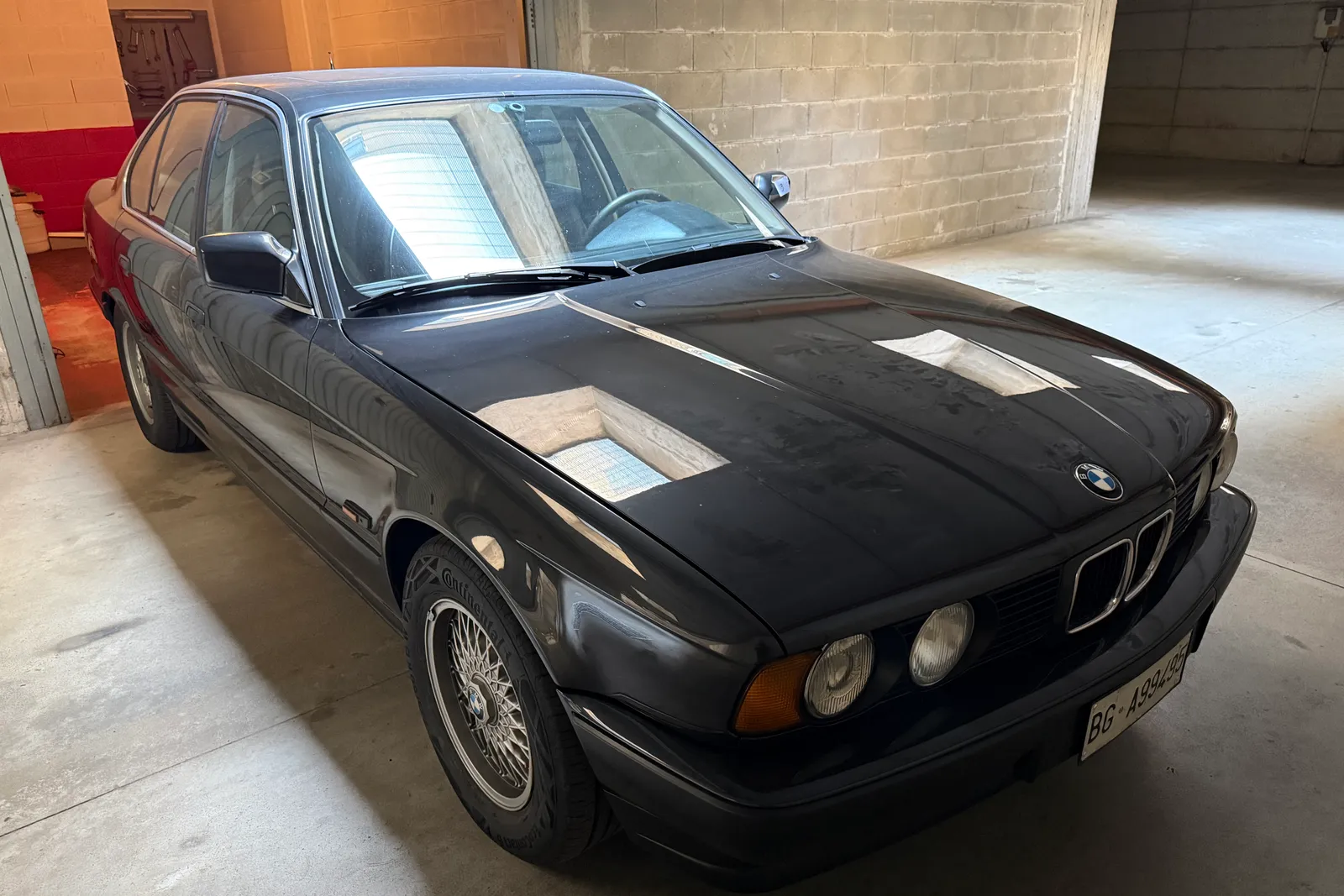 Autovettura BMW 525 I 4 Automatic targata BGA99495