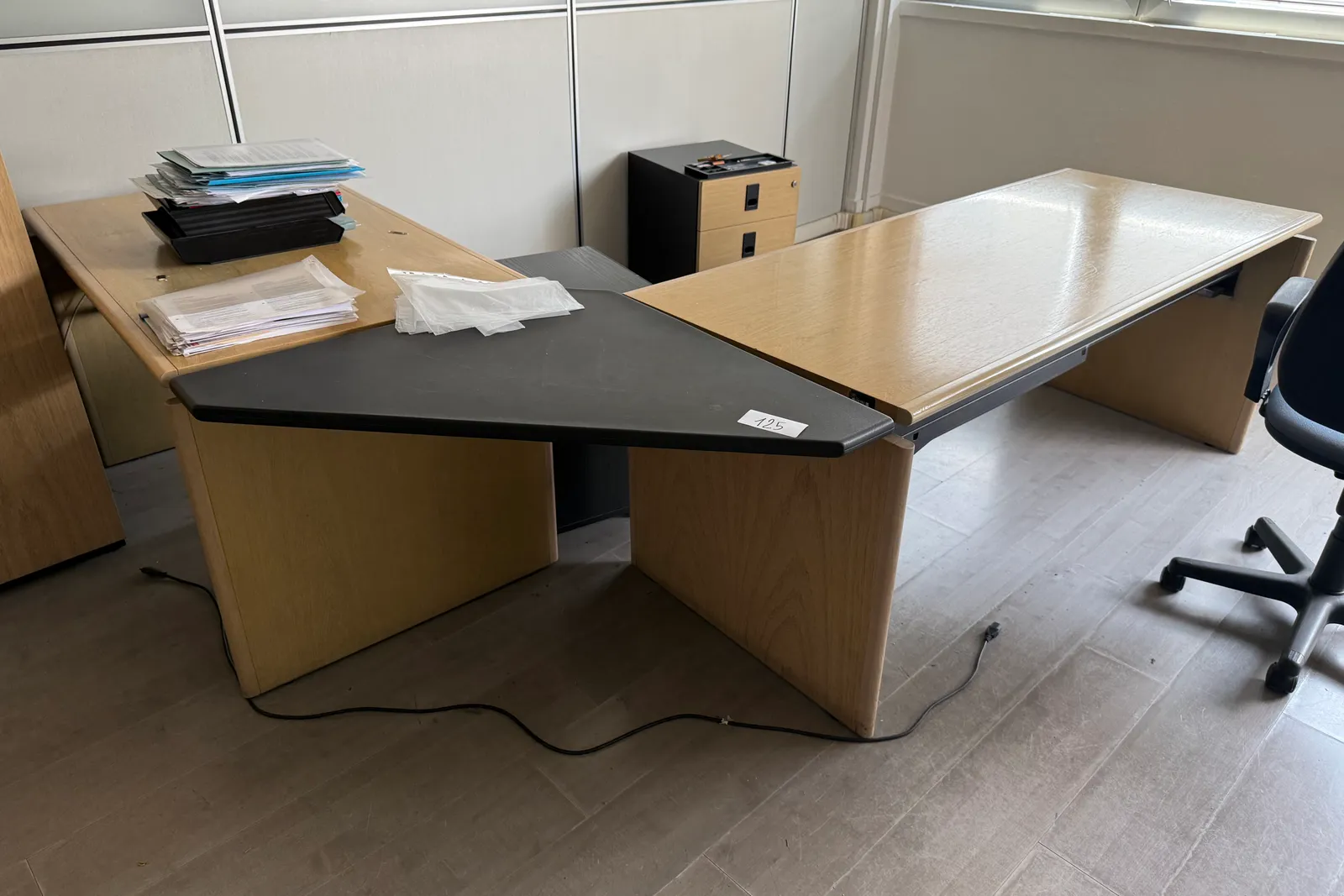 Arredi e macchine elettriche ed elettroniche da ufficio (ID da n. 31 a n. 194, oltre ID 201)