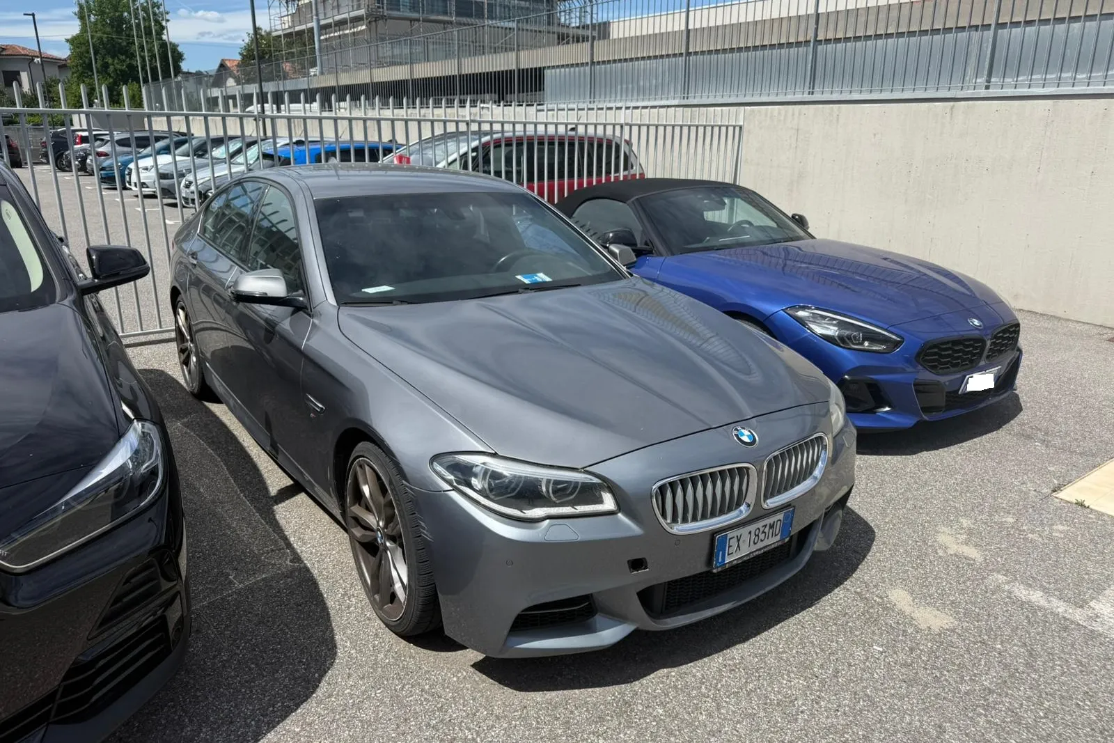 Autovettura BMW M550d xD targata EX183MD