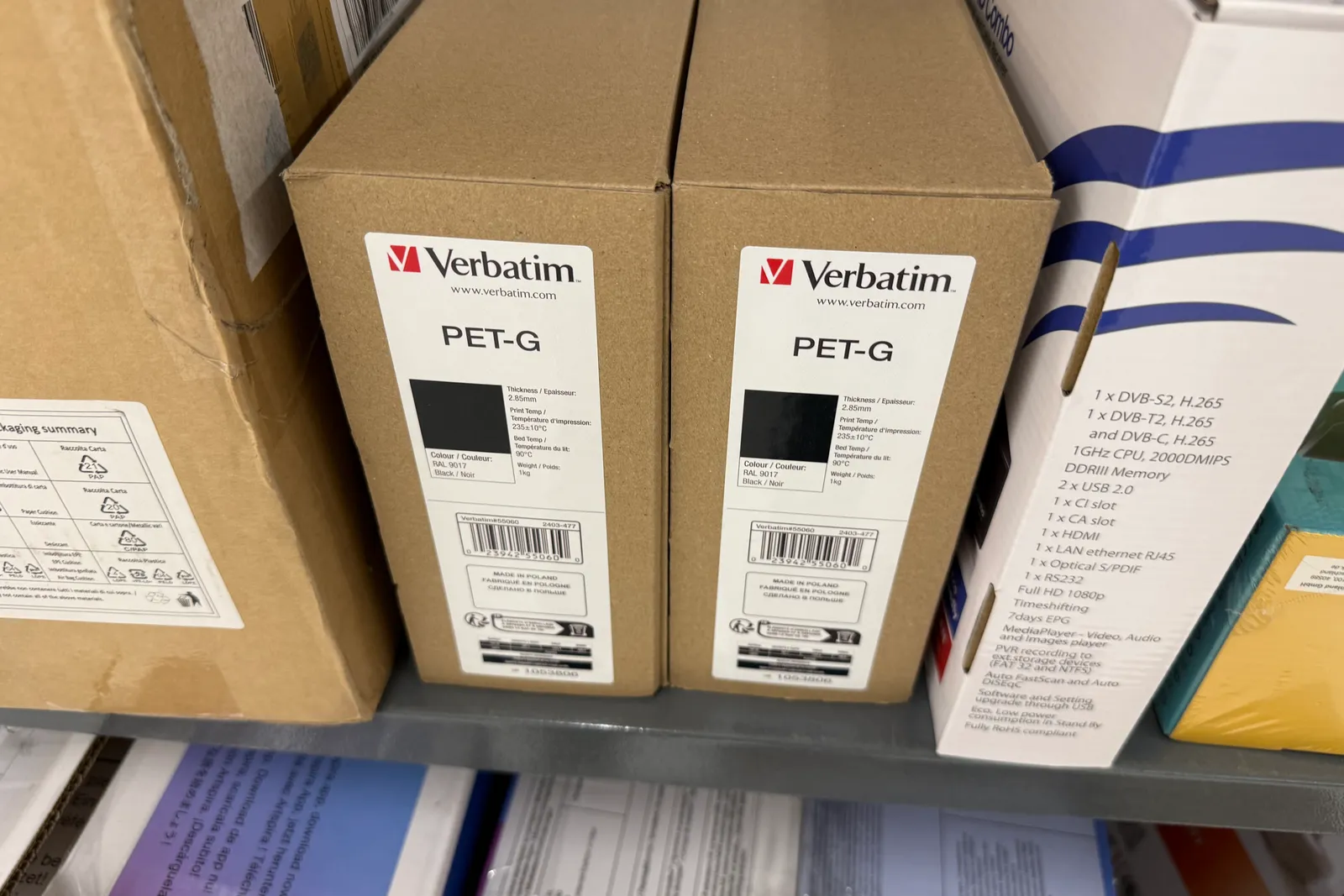 Stock prodotti, batterie, imballaggi, arredi e varie