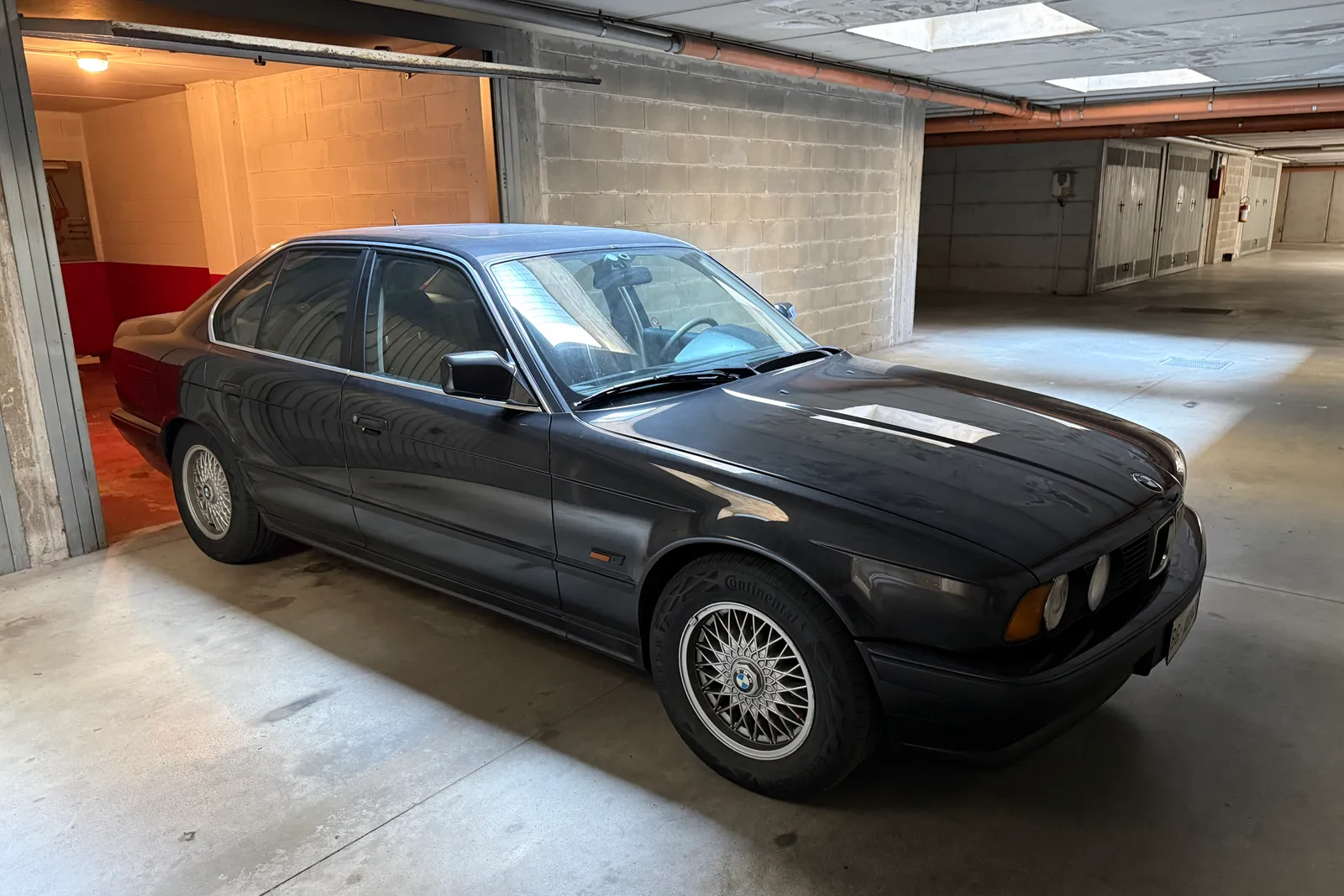 Autovettura BMW 525 I 4 Automatic targata BGA99495