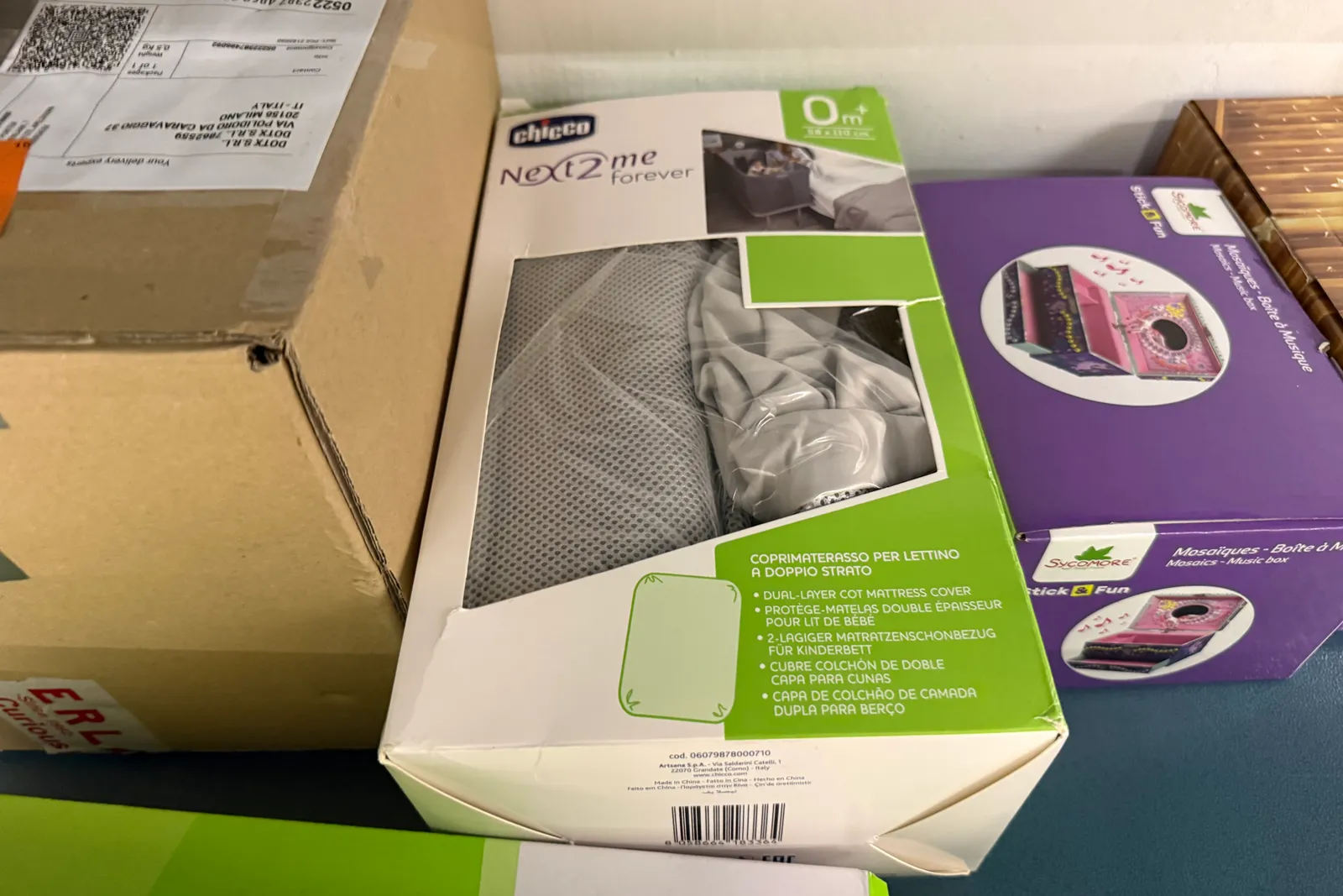Stock prodotti, batterie, imballaggi, arredi e varie