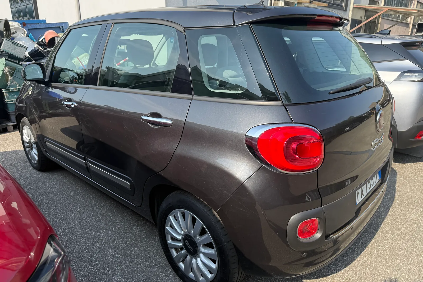 Autovettura Fiat 500 L targata FA735TP