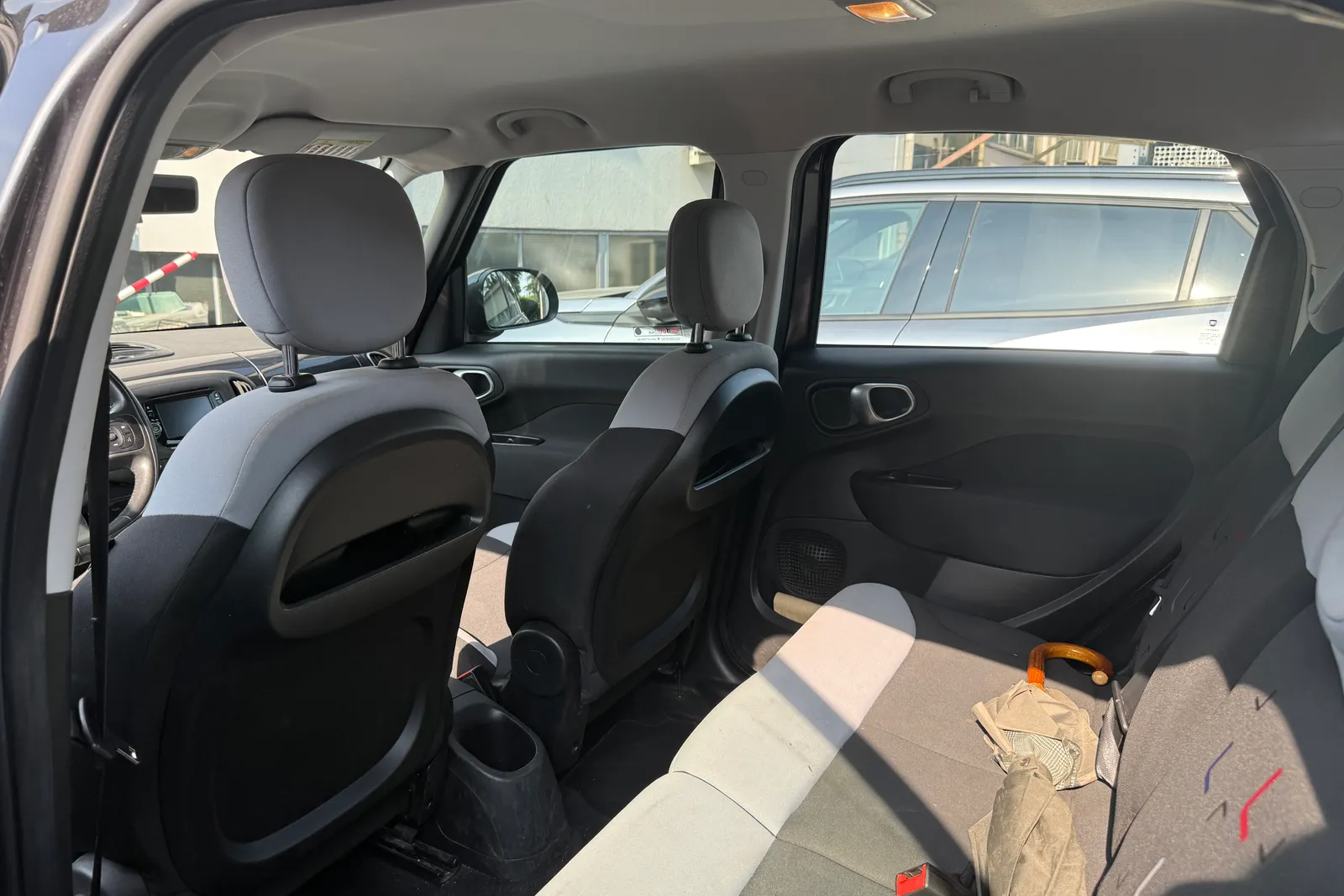 Autovettura Fiat 500 L targata FA735TP