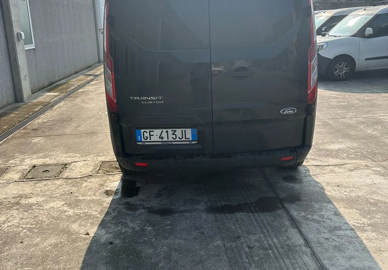 Furgone Ford Transit Custom targato GF413JL