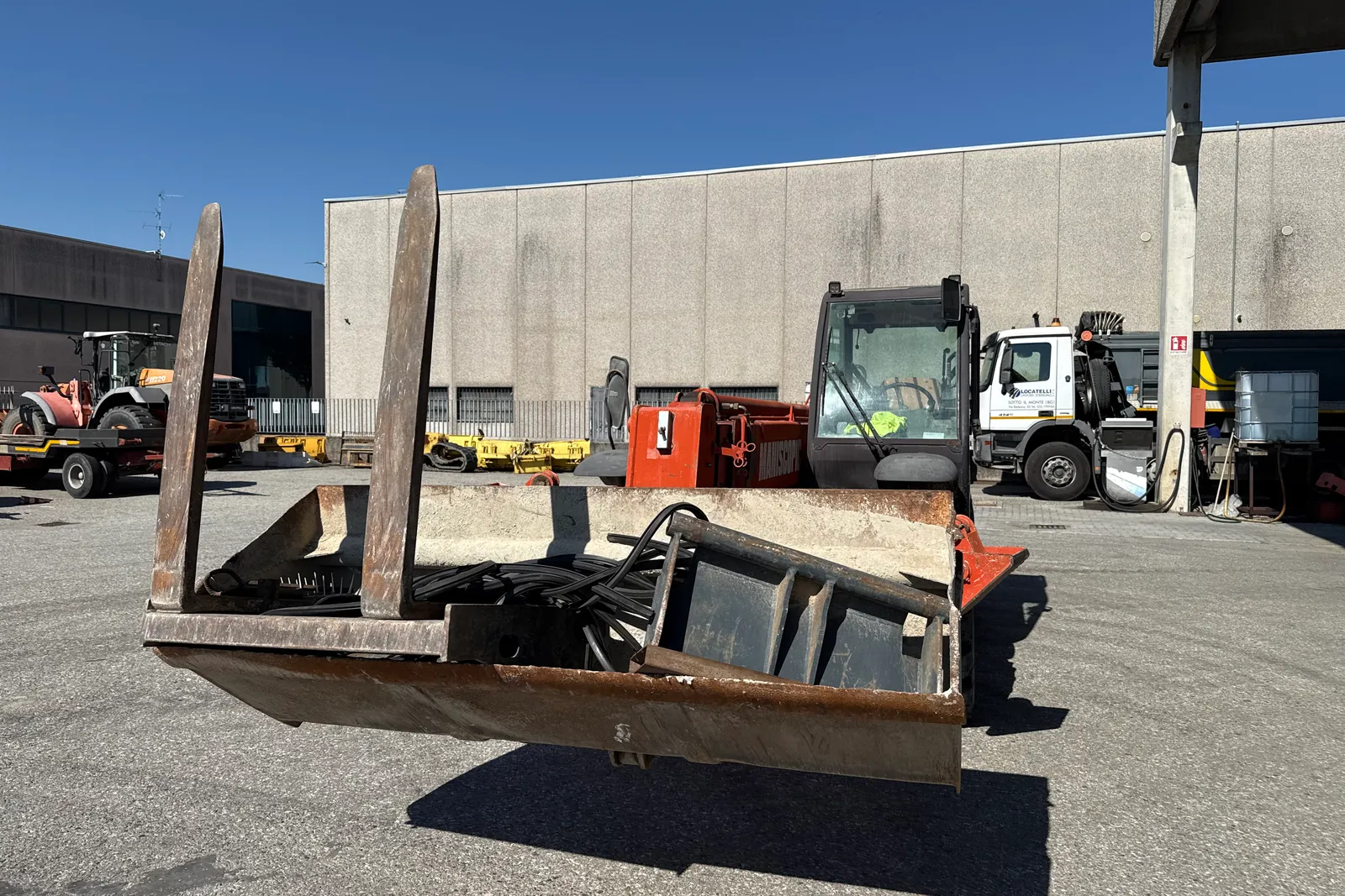 Sollevatore telescopico Manitou mod. MVT