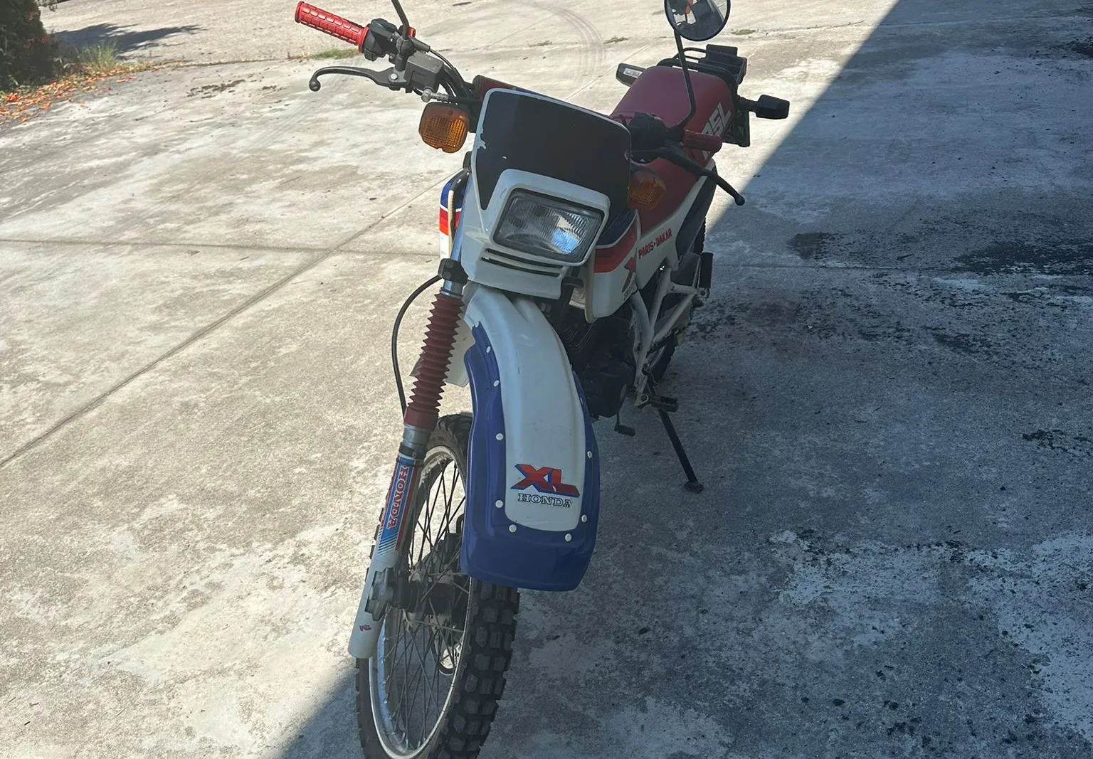 Motociclo Honda XL 125 R targato BG187060