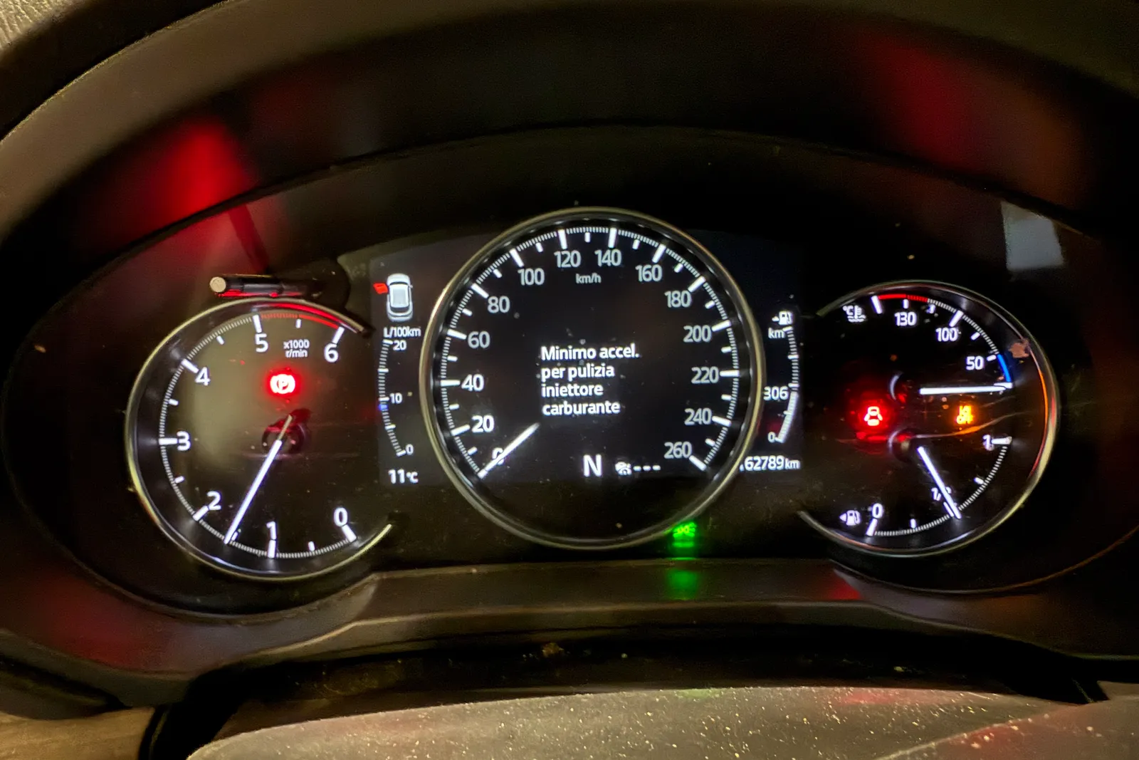 Autovettura Mazda CX-5 AWD targata FY704VG