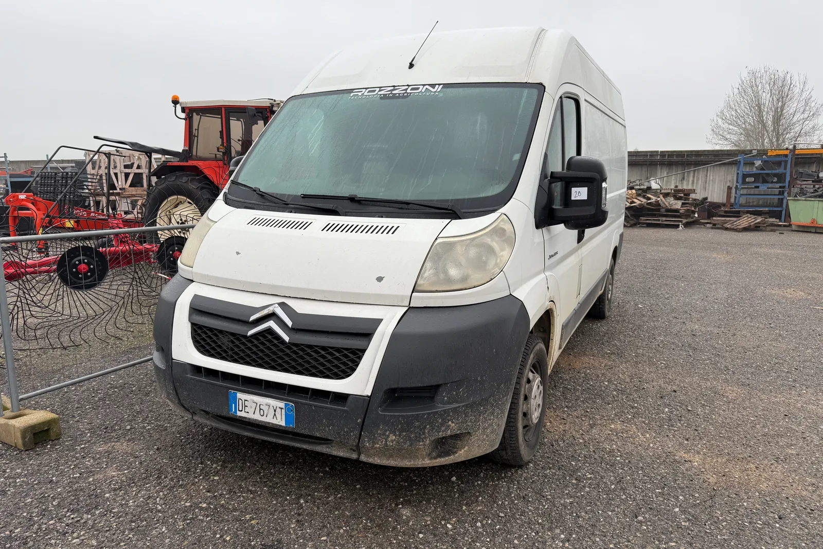 Furgone Citroen Jumper targato DE767XT