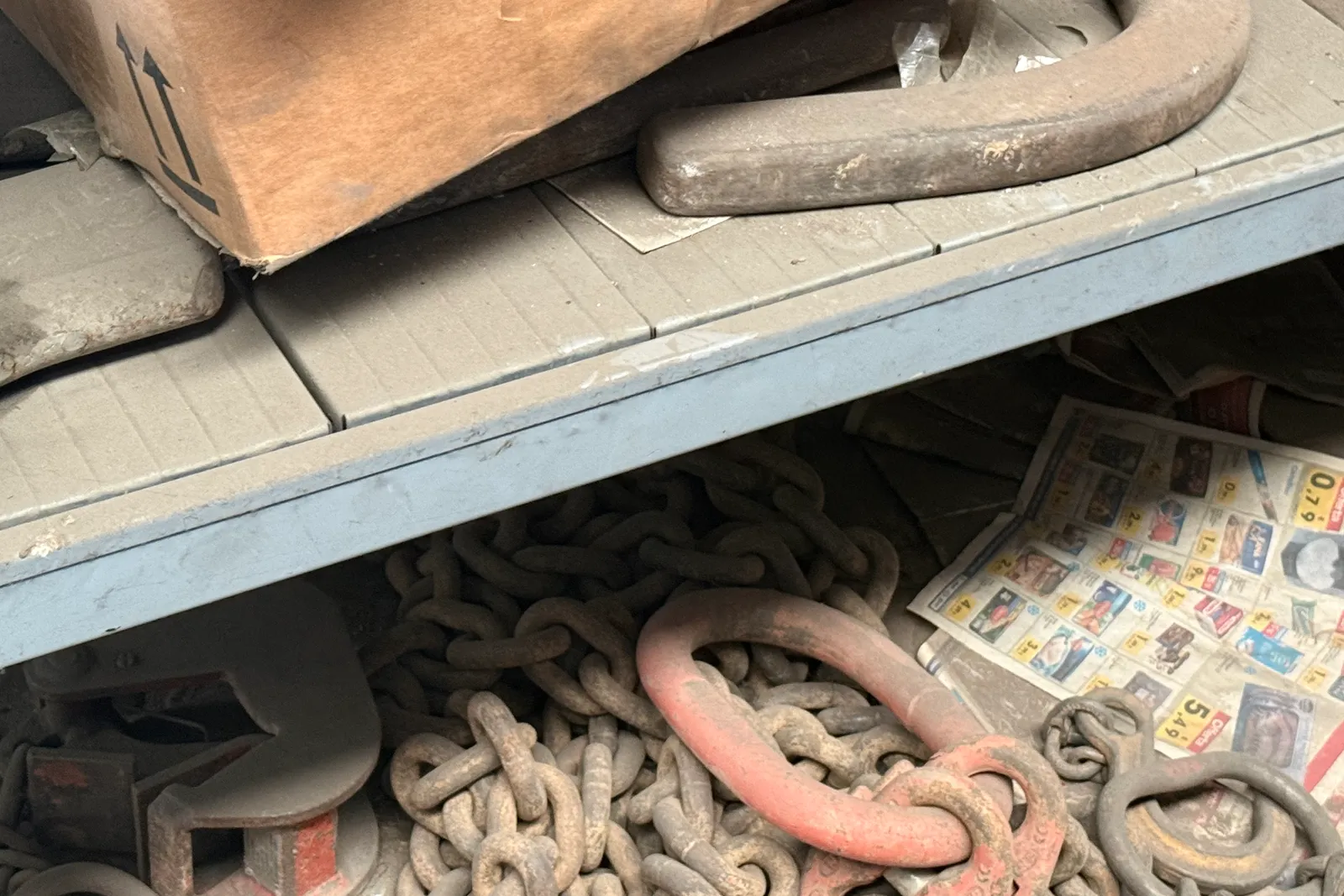 Scale e vario materiale a magazzino