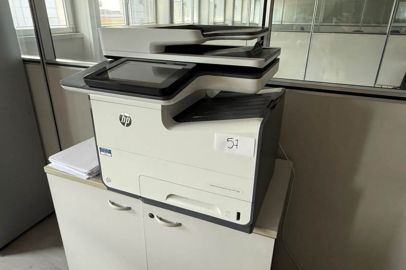 Arredi e macchine elettriche ed elettroniche da ufficio (ID da n. 31 a n. 194, oltre ID 201)