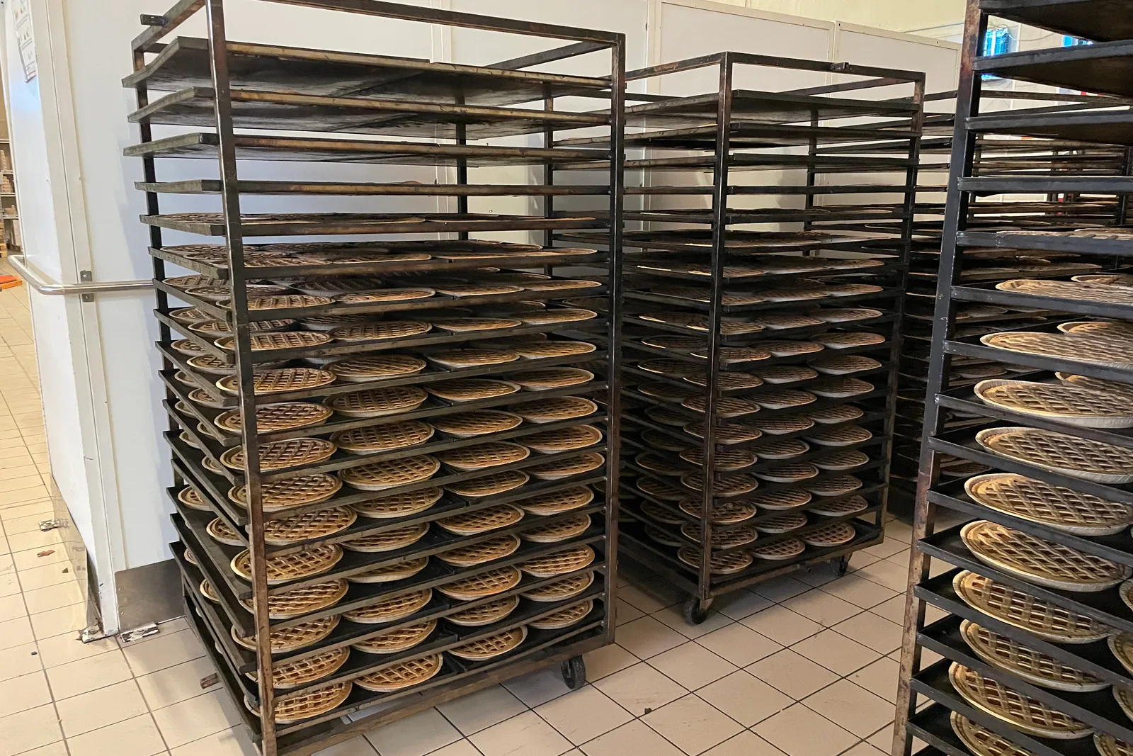 Macchinari a attrezzature per attività di pasticceria