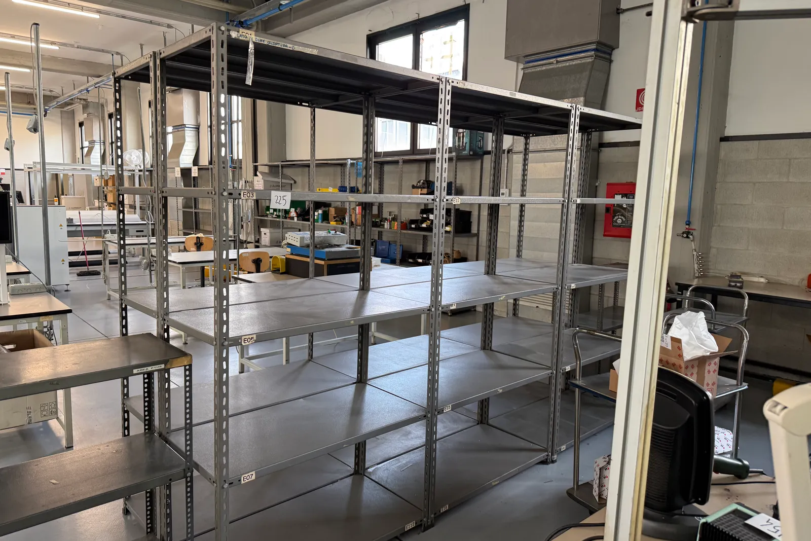 Scaffalature e armadietti metallici