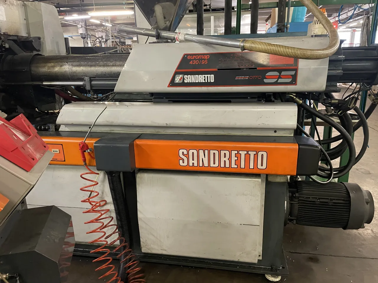 Pressa oleodinamica per stampaggio plastica Sandretto mod. Euromap 430/95